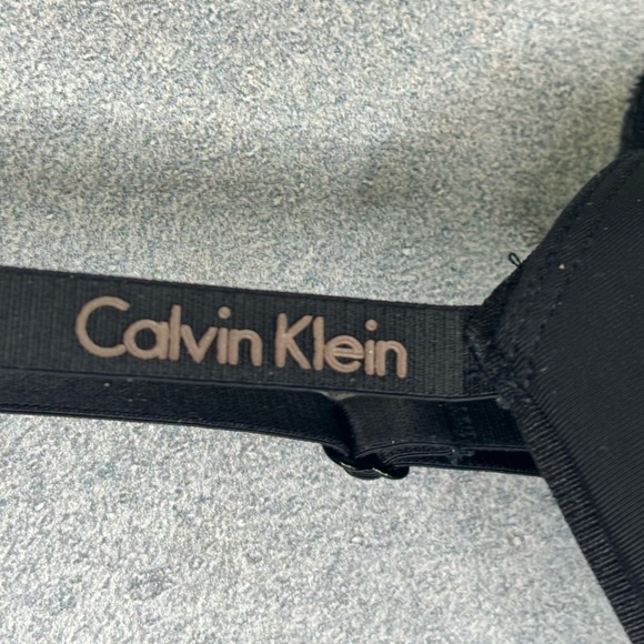 Calvin Klein Black Balconette Bra - Size 34C - Picture 4 of 5